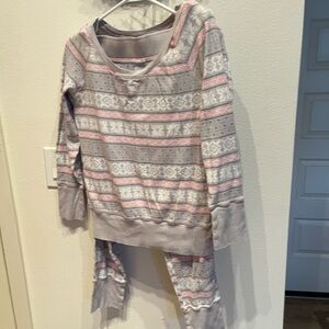 Victoria Secret Pajamas in Gray and Pink